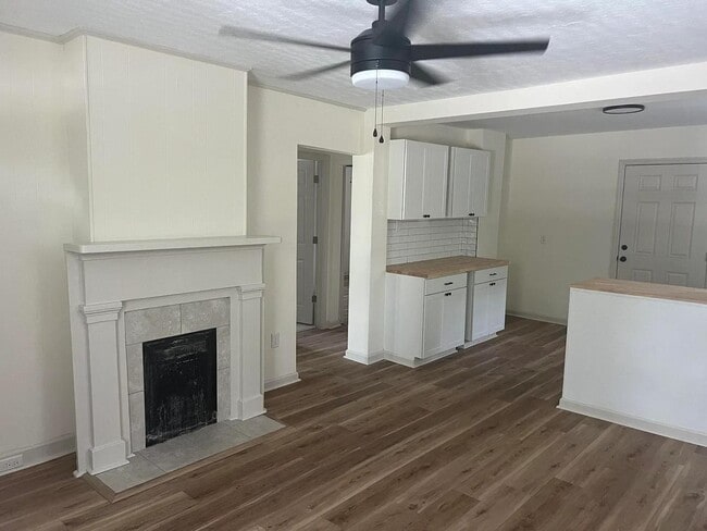 Photo - 1815 Jenkins St