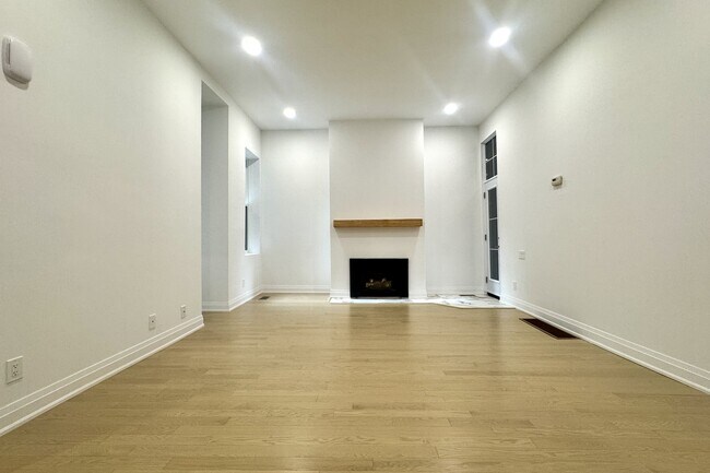 Photo - 418 Brunswick Ave Unit Suite A