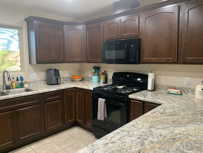 Photo - VILLA CHAPARRAL