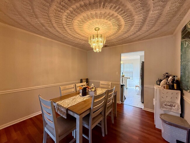 Photo - Beutifully updated 4 bed 2.5 bath home with large yard!
