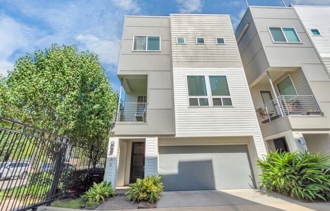 Building Photo - 360 Eado Park Cir