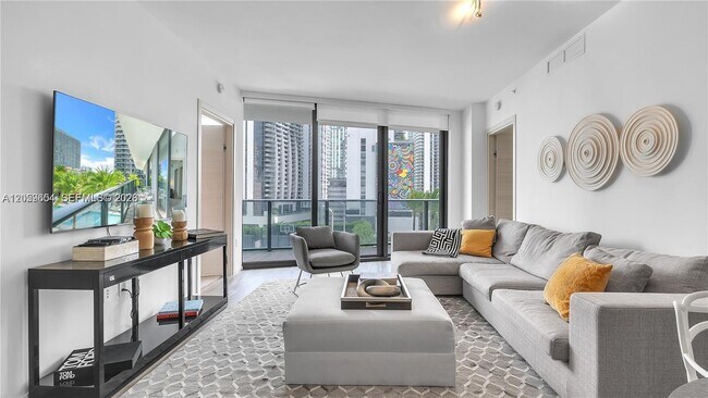 Building Photo - 801 S Miami Ave Unit 1102