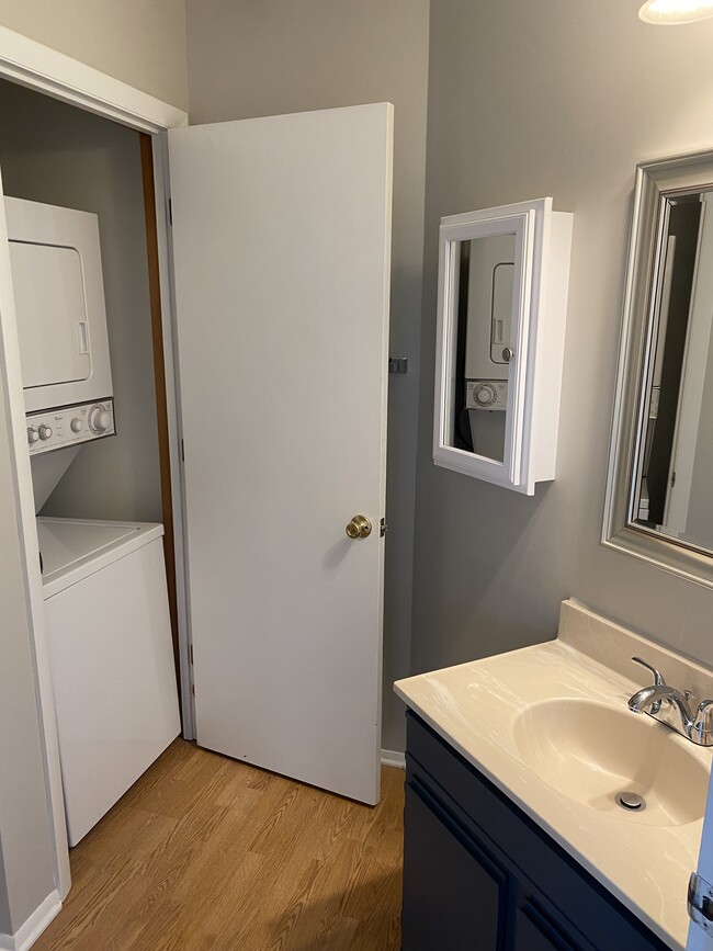 Photo - 431 Lester Rd Unit 9