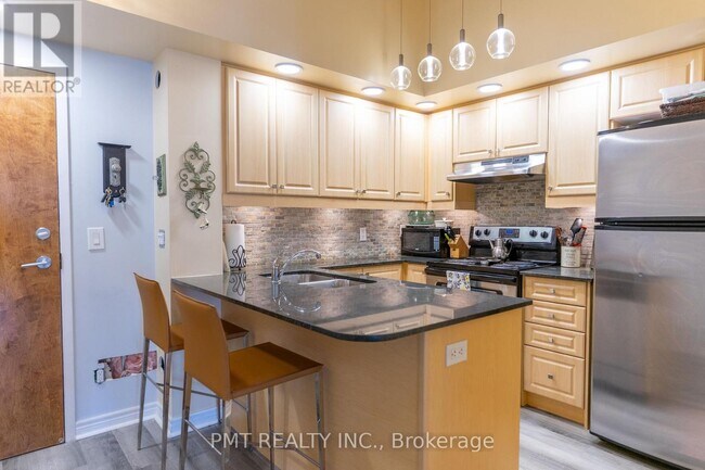 Photo - 60 Fairfax Crescent Unit 111