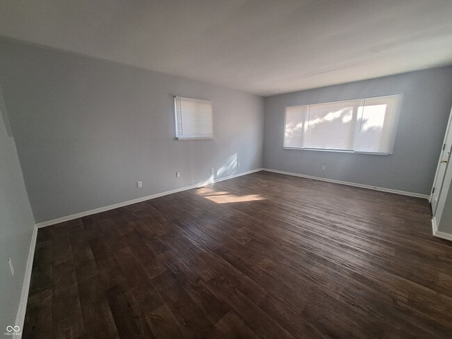 Photo - 2410 N Dearborn St