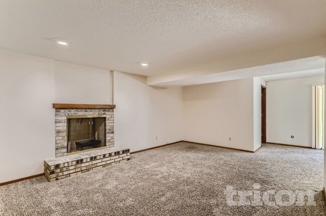 Photo - 4520 Juneau Ln N