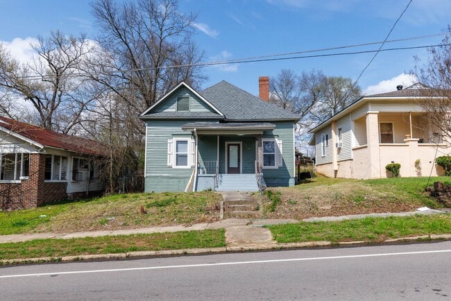 Photo - 3 Bedroom, 2 Bath in North Pratt