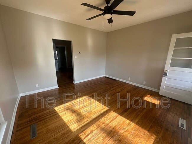 Photo - 4444 N 60th St