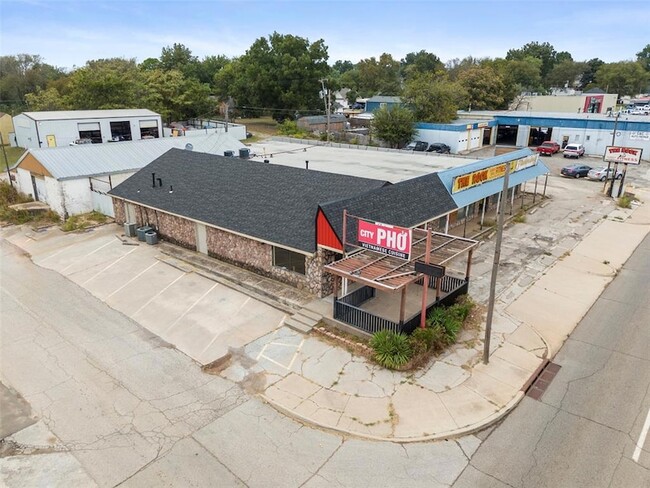 Photo - 327 S Green Ave