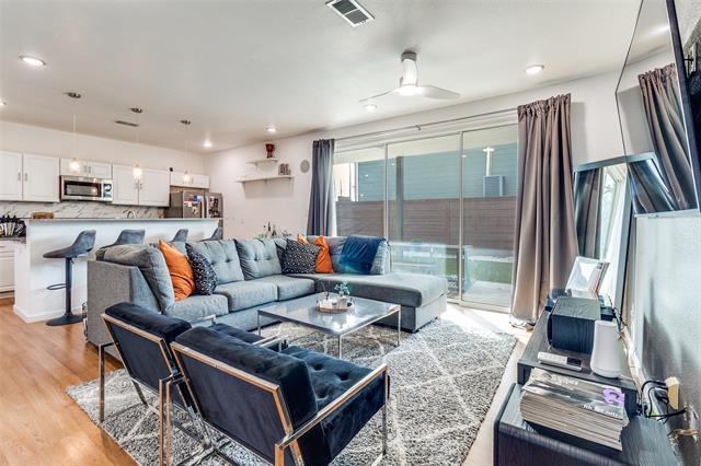 Photo - 3121 Rutz St