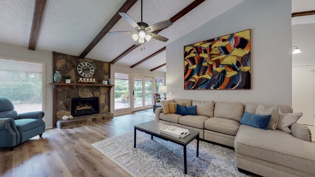 Photo - 5 Dorchester Ct