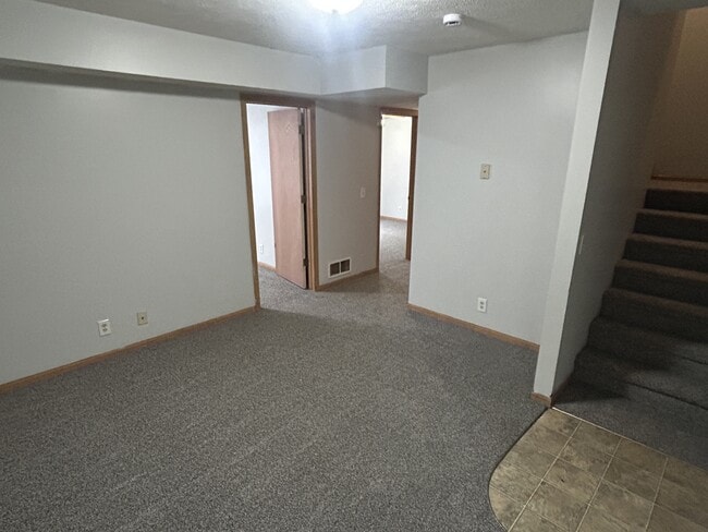 Building Photo - 2910 N 42nd St