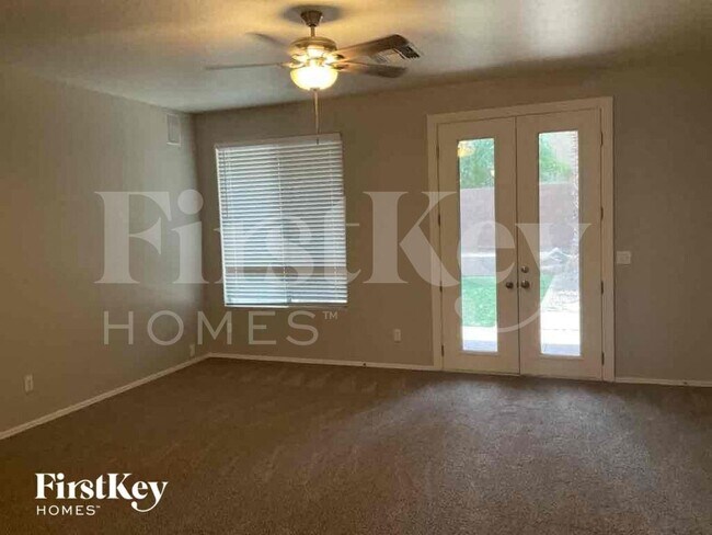 2911 W Carson Rd