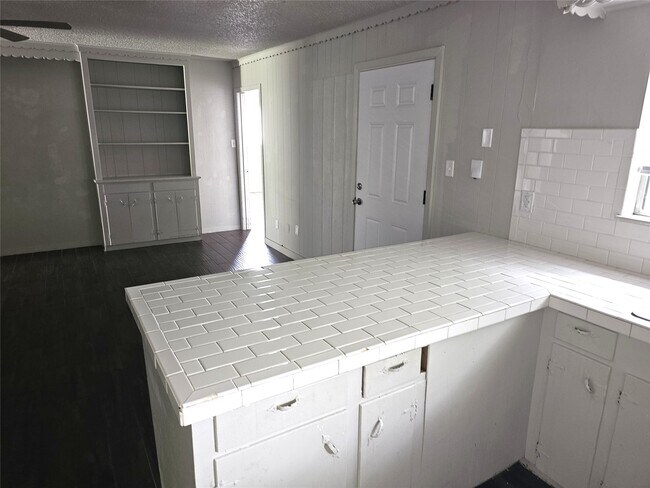 Photo - 2421 16th Ave N