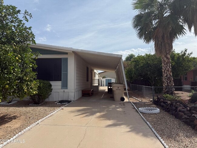 Photo - 17249 N 66th Ln