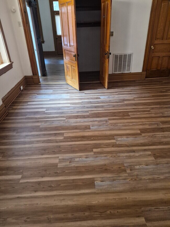 1945 Withnell Ave Unit 1