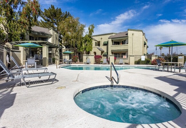 Val Vista Gardens Apartments