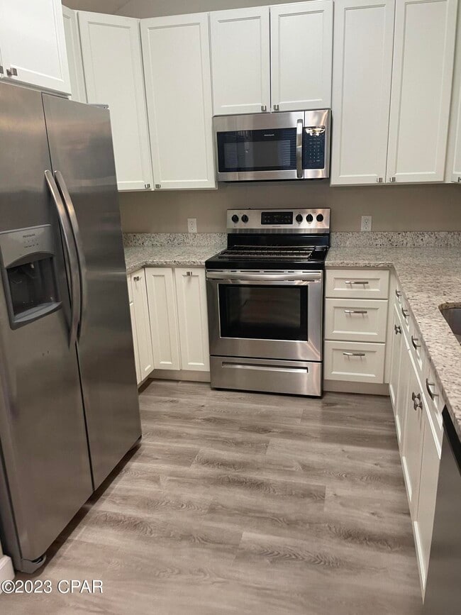 Photo - 102 Michelle Ct