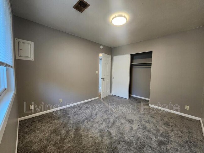 Photo - 1848 Garfield St Unit E