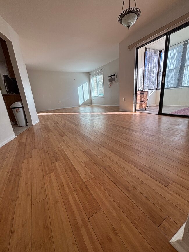 Photo - 179 Amberly Dr Unit D