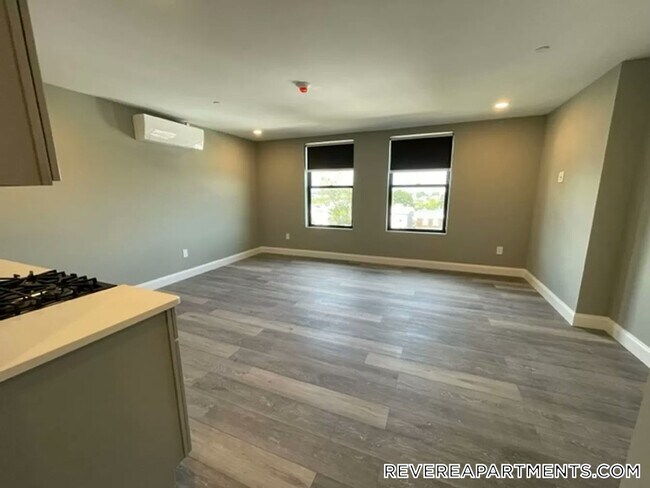 Photo - 180 Shirley Ave Unidad 501