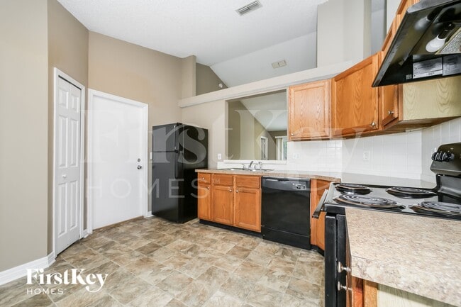 Photo - 9518 Plum Lake Ln W