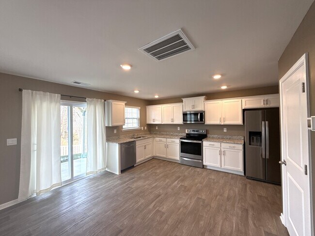 Photo - Two Story 4 Bedroom 2 1/2 Bath House -The Mills at Long Creek