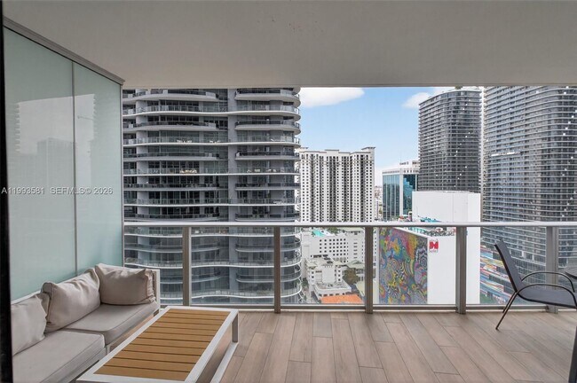 Photo - 1010 Brickell Ave