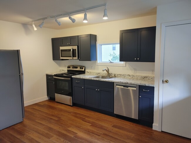 Photo - 17 Maple St Apartments Unit 1