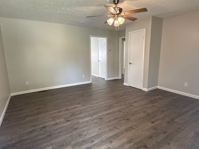 Photo - 103 Skyhaven Dr Unit R
