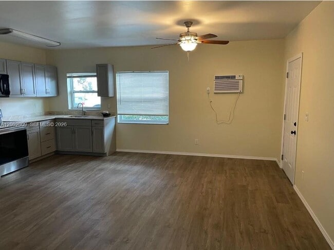 Photo - 1720 Pierce St Unit 1