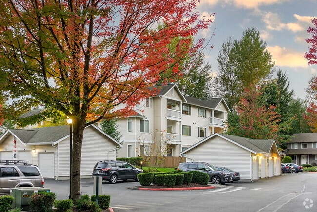 Building Photo - Salmon Run at Perry Creek Rental