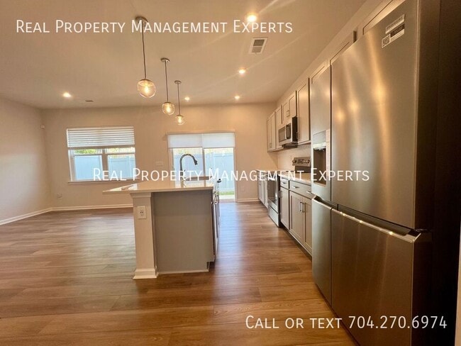 Photo - 3115 Hutton Gdns Ln