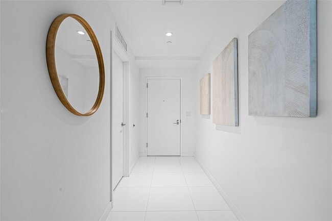 Photo - 851 NE 1st Ave Unit 1205