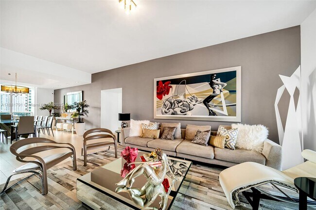 Building Photo - 15901 Collins Ave Unit 404 Rental