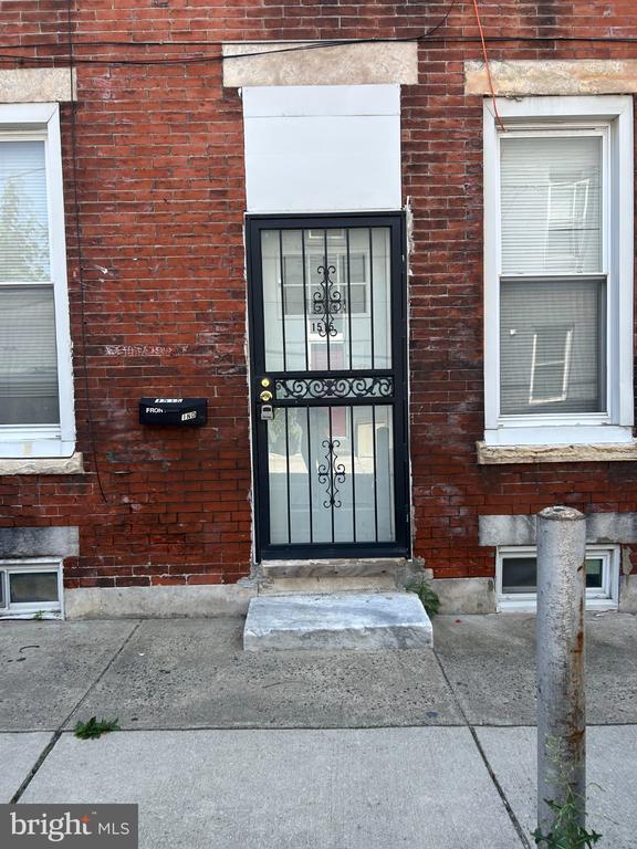Building Photo - 1515 Dickinson St