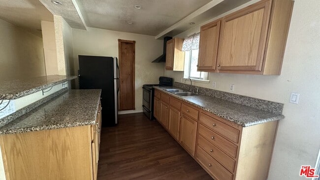 Photo - 2100 Zermatt Dr