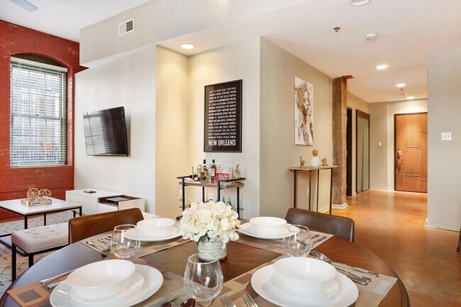 Photo - 1039 Constance St Unit ID1265385P