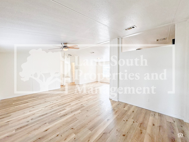 Photo - 4833 Myrtle View Dr N