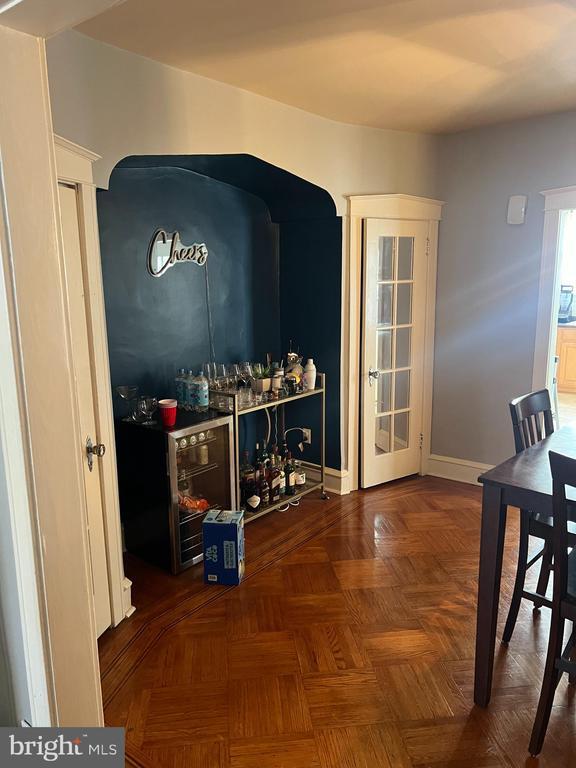 Photo - 655 Gerhard St