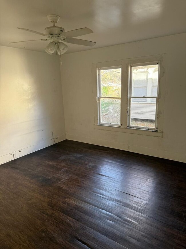 Photo - 2550 Pierce St