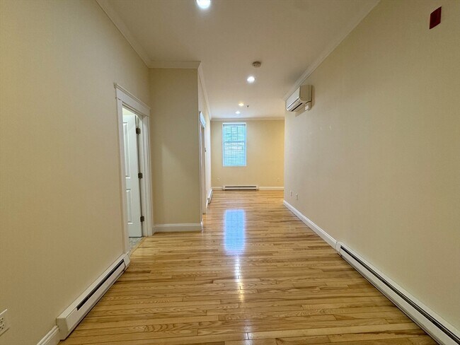 Photo - 3 Main St Unidad 201