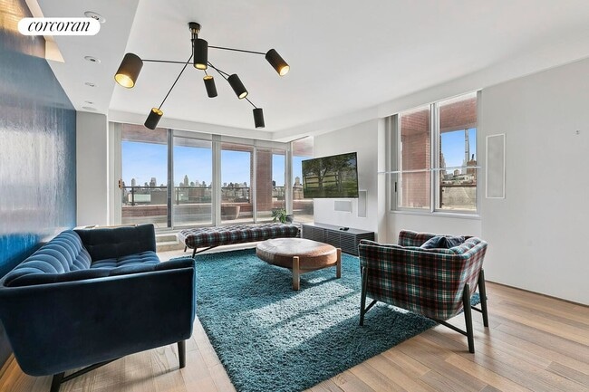 Photo - 101 W 79th St