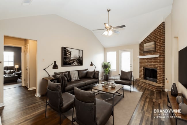 Photo - 8077 Sandywood Ln