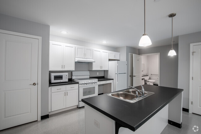 Interior Photo - Brookside Commons Rental