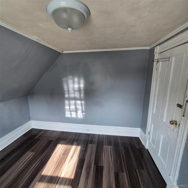 Photo - 235 Downs St Unidad 2