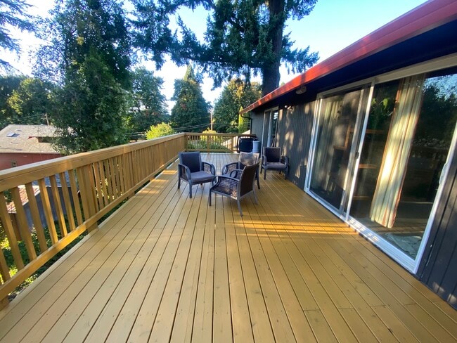 Photo - 9225 SW 2nd Ave