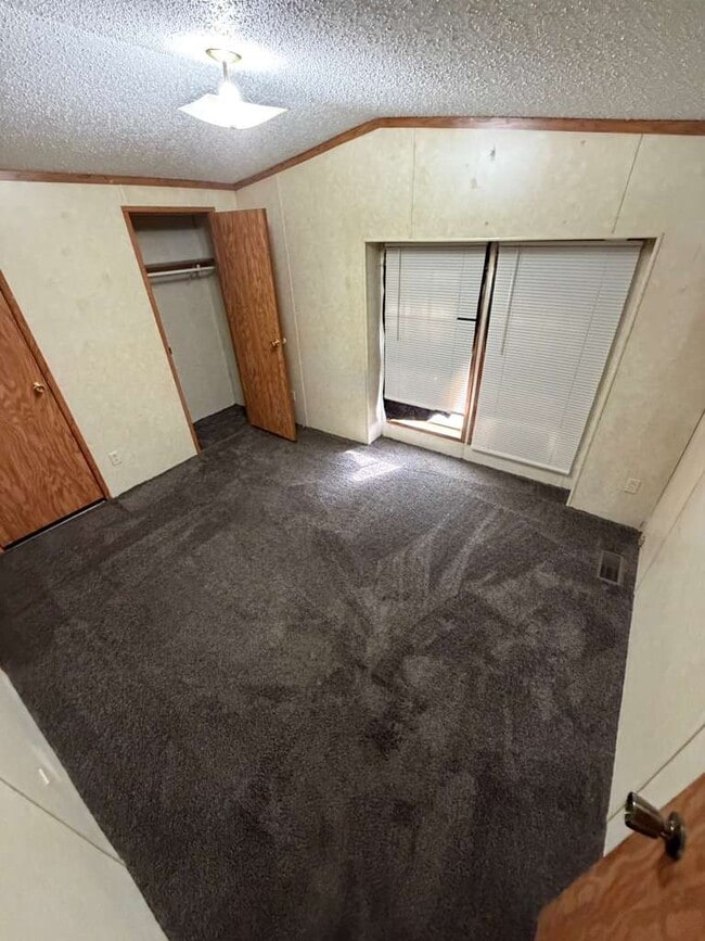 Photo - 905 W 37th Ave