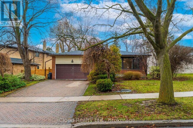 Photo - 52 Montressor Dr