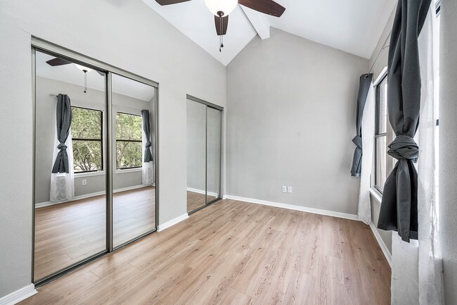 Photo - 4144 Greystone Way Unit 105